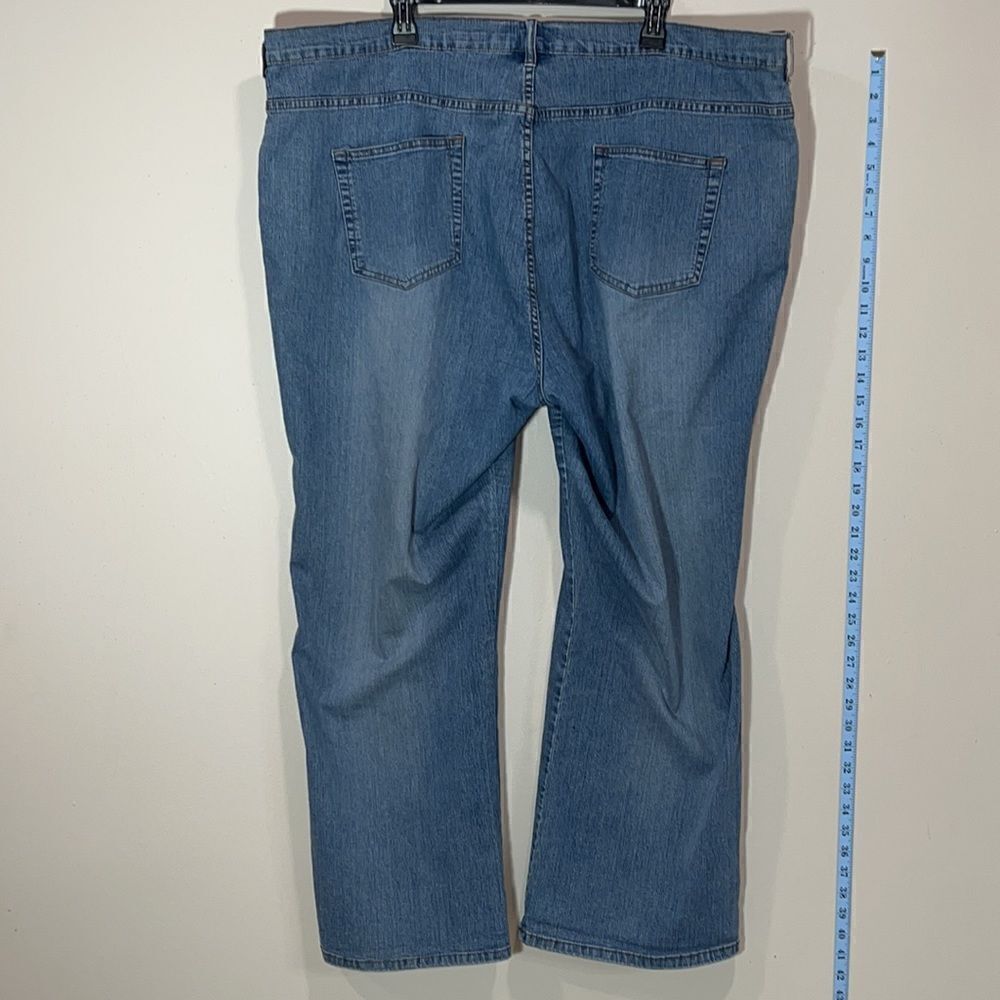Avenue Blues Plus Size Stretchy Jeans. Size 26. - Picture 4 of 7